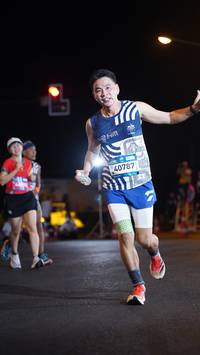 BIB: 990, 40787
                            <button type="button" onclick="openModal(23102376)" class="btn btn-primary btn-sm float-right btn-popup" data-toggle="modal" data-target=".modal-high-quality">
                        <i class="fas fa-shopping-cart"></i> Add to Cart
                    </button>
                                            <button type="button" onclick="isThisMe(23102376, true)" class="btn btn-success btn-sm float-right btn-popup btn-isme hidden" data-toggle="tooltip" data-placement="bottom" title="นี่คือรูปของคุณใช่ไหม คลิกที่นี่เพื่อเอาเข้าอัลบั้ม">
                        <i class="fas fa-plus"></i> Add to album
                    </button>
                    <button type="button" onclick="isThisMe(23102376, false)" class="btn btn-warning btn-sm float-right btn-popup btn-isnotme hidden">
                        <i class="fas fa-ban"></i> Remove from album
                    </button>